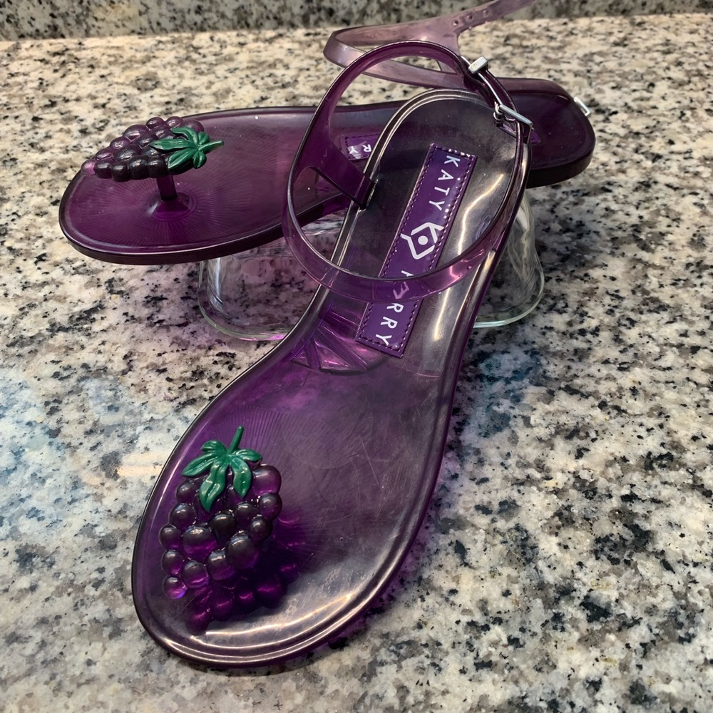 Katy Perry grape geli sandals! Like new condition.
